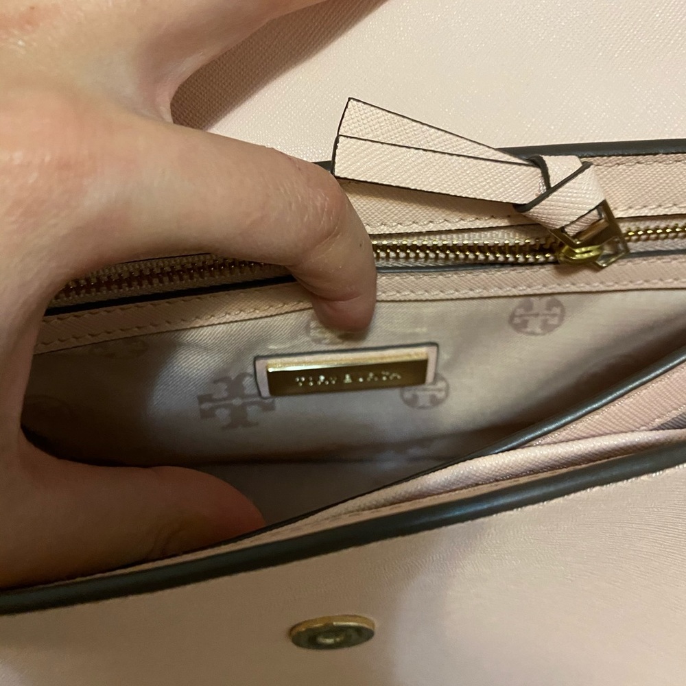 Tory Burch CONVERTIBLE ROBINSON BAG - Picture 7 of 10